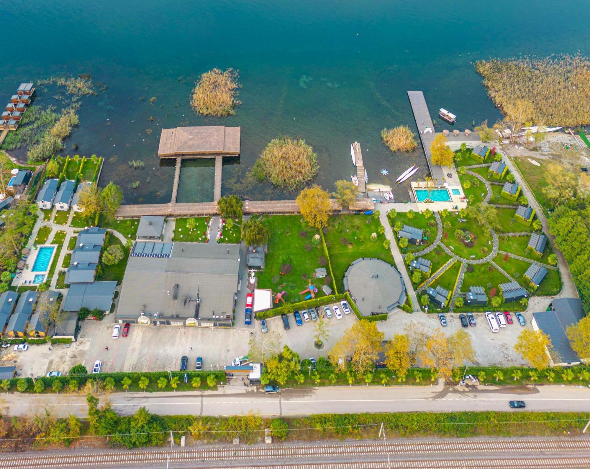 Goelevi Resort Сапанджа Екстериор снимка